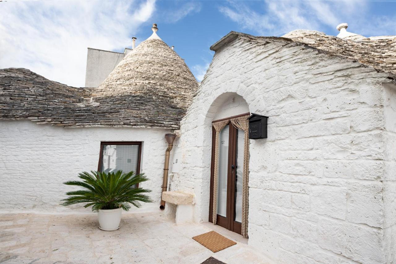 Апартаменты Trulli Quercus Альберобелло Экстерьер фото