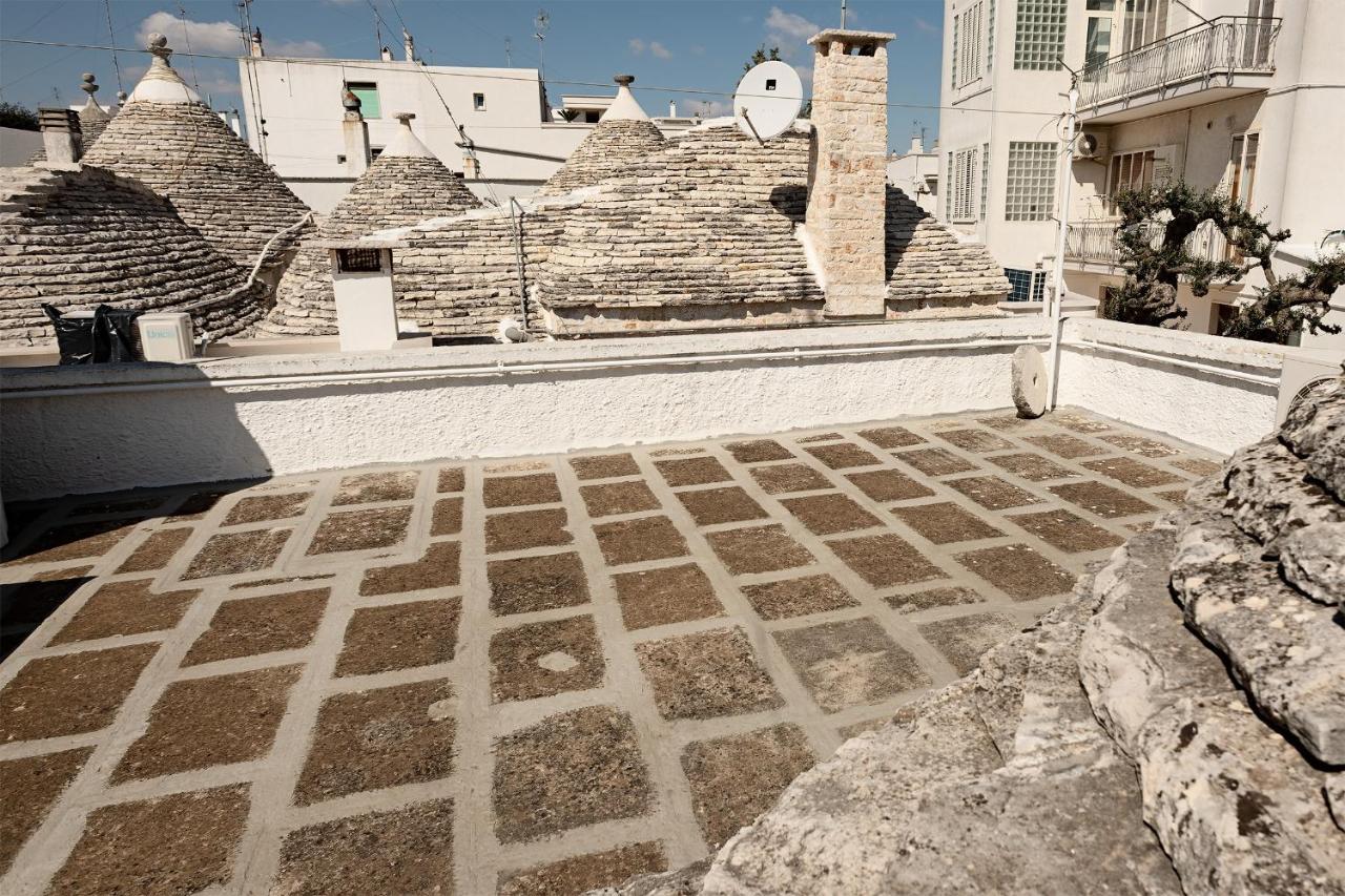 Апартаменты Trulli Quercus Альберобелло Экстерьер фото